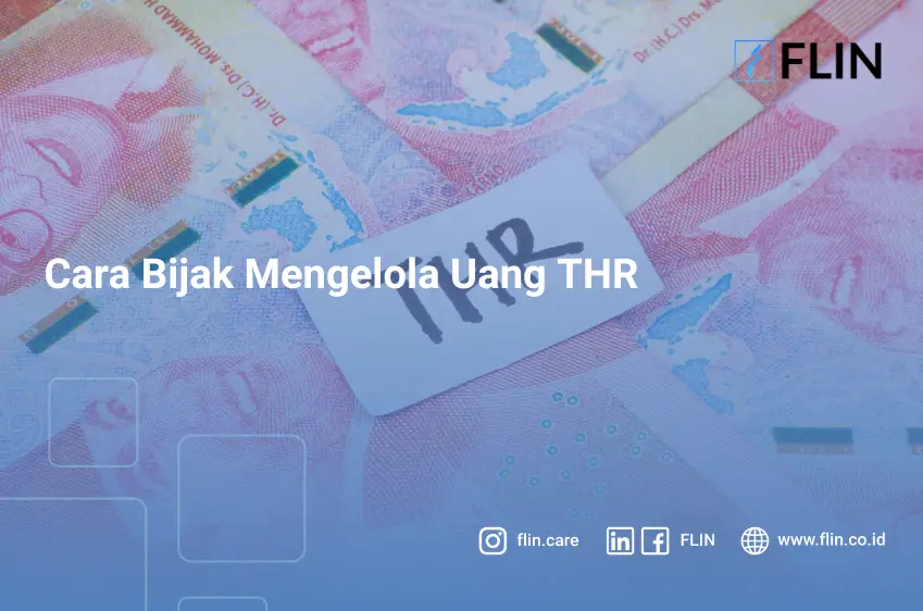 Kumpulan beberapa uang nominal seratus ribu rupiah dan secarik kertas bertuliskan THR