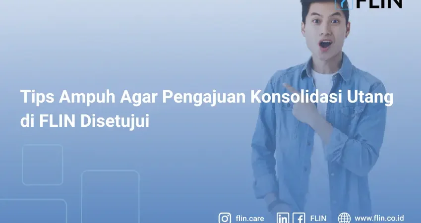 Potret pria Asia yang gembira dan terkesan mendengar peristiwa yang mengagumkan