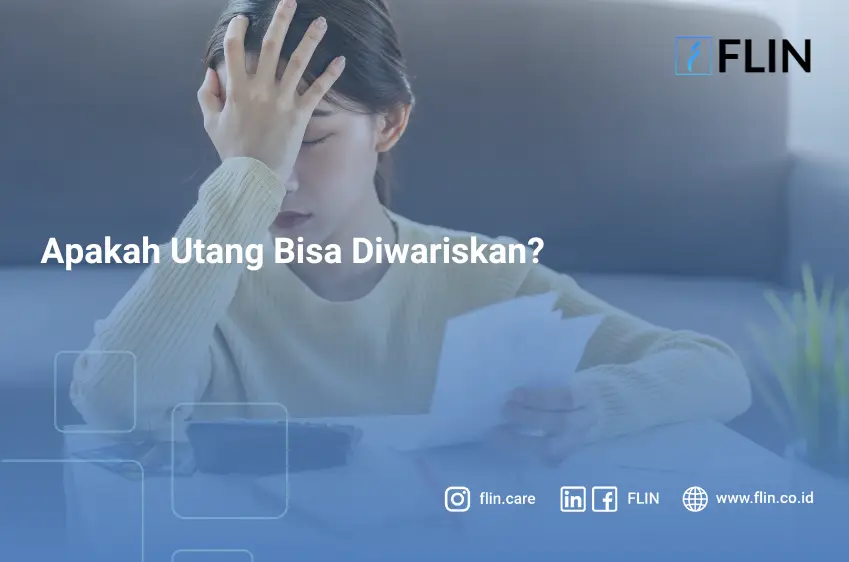 Seorang perempuan duduk di depan meja sedang memikirkan masalah keuangan.